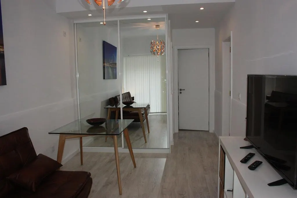 Simple Chic Belem Apartment Lisbon